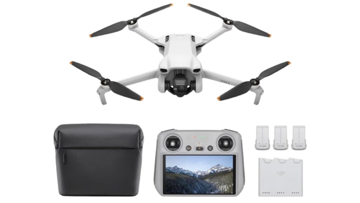 Amazon’s Letting the DJI Mini 3 Fly Extra Drone Combo Go for Prime Day Low to Empty the Warehouse