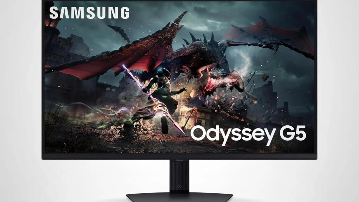 Samsung Clears Out G50D Odyssey Gaming Monitor at 42% Off, the 32″ Mannequin Is Now Cheaper Than the 27″