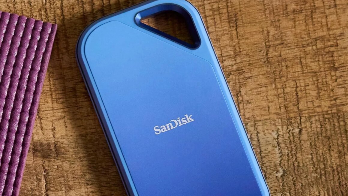 SanDisk 2TB Creator Professional SSD Falls to $0.12 Per GB and Comes With a Free Month of Adobe Artistic Cloud Even After Black Friday