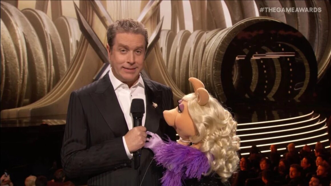 Miss Piggy talks to Geoff Keighley.